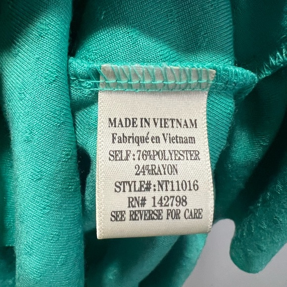 NWT New In|Green Tank Top|Size Small - Picture 4 of 6